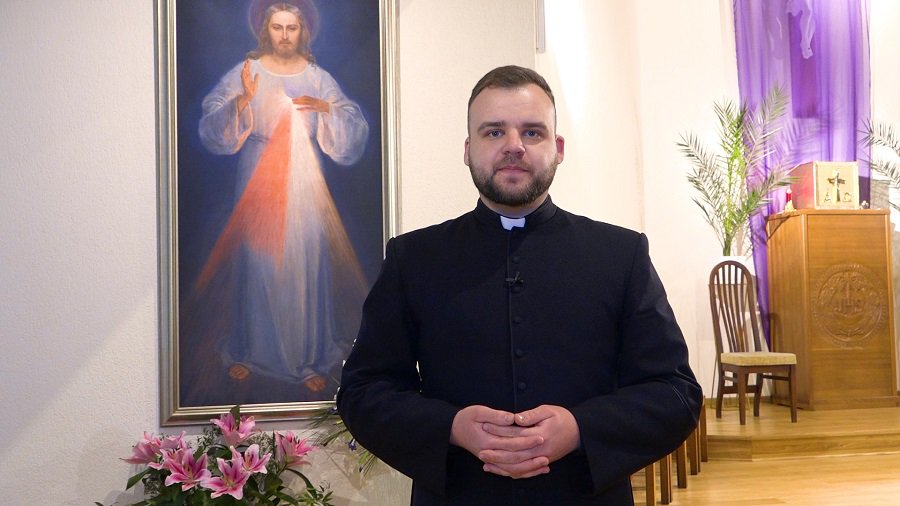 Kunigo Edgardo Jano Šostako sveikinimas su Šv. Velykomis (video) - Visagine