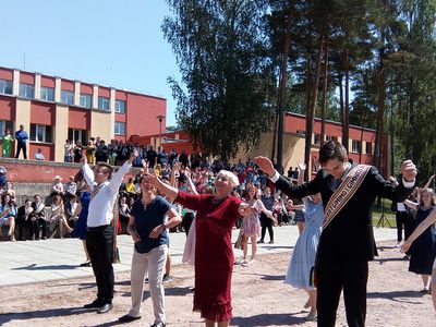 Совет готовится уволить Ванду Бейнорене и Чеславу Пимпене с директорских должностей - В Висагинасе