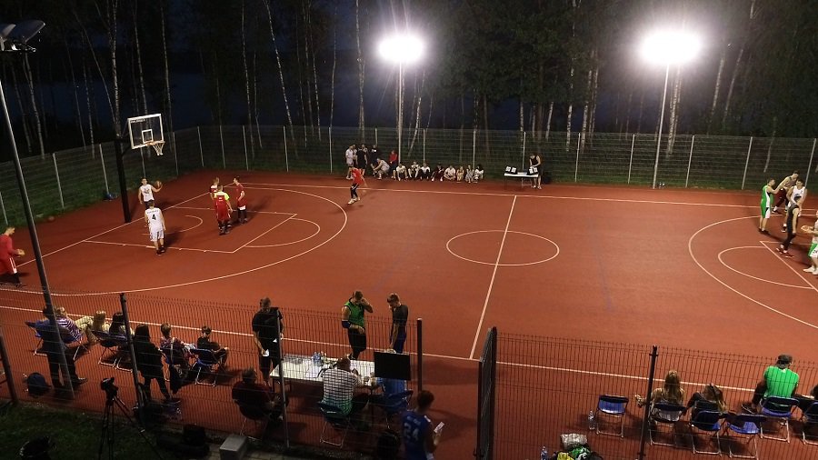 В Висагинасе прошел необычный баскетбольный турнир. (Видео) - Культурные и спортивные мероприятия