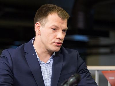 Министр финансов усомнился в пользе прогрессивных налогов - Литва и страны Балтии