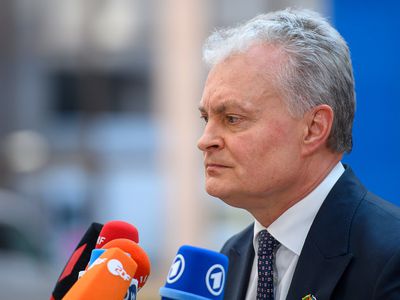 СМИ: по данным опросов фаворитом будущих президентских выборов в Литве остается Науседа - Литва и страны Балтии