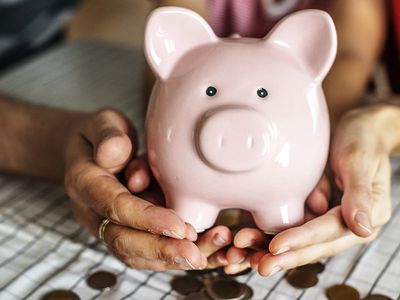 Исследование: только каждый десятый житель Литвы чувствует себя в полной финансовой безопасности - Литва и страны Балтии