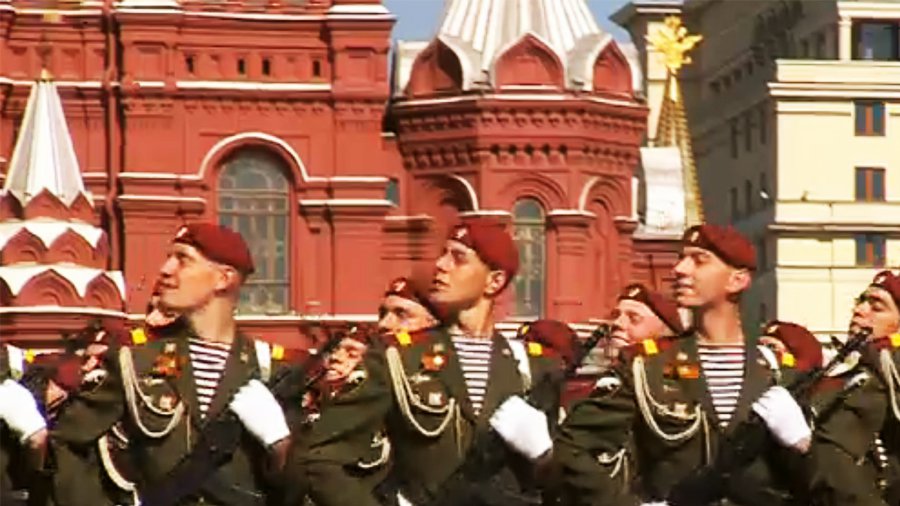 В Москве прошел парад Победы на Красной площади - В Мире