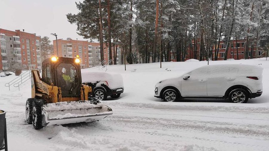 График уборки снега во дворах с 14 по 21 декабря 2023 г. - В Висагинасе