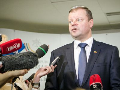 Министры высказались об уходе премьера: хвалят за проделанную работу, обещают уйти вместе с ним - Литва и страны Балтии