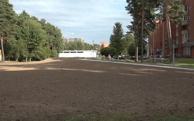 Завершен снос одного из недостроев на аллее Седулинос в первом микрорайоне - В Висагинасе