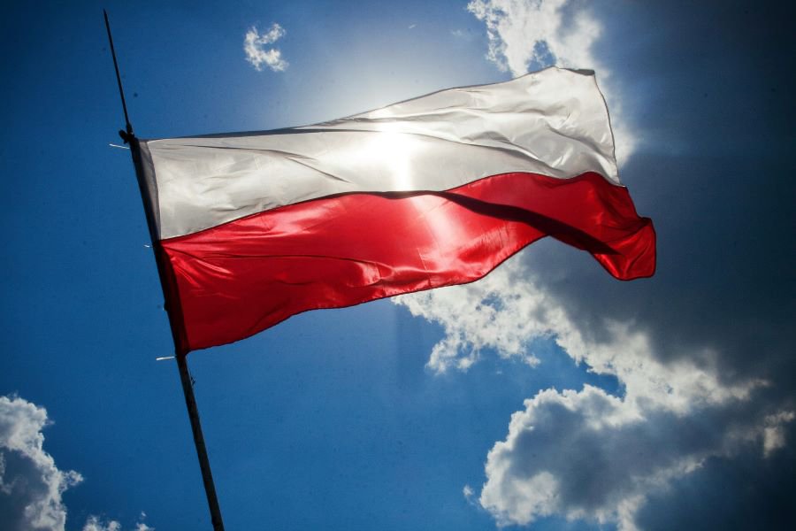 Опрос: почти половина поляков готовы защищать страну в случае нападения - В Мире