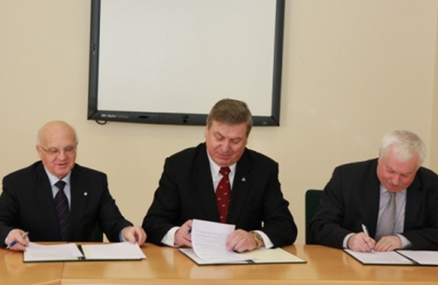 Lietuvos verslas pradeda rengtis naujos atominės elektrinės statybai - Energetika