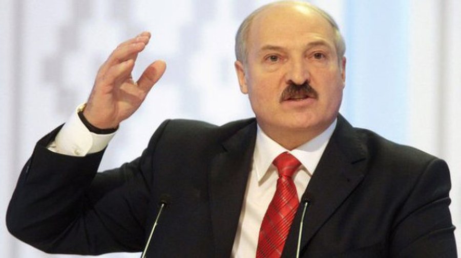 Лукашенко по-хамски высказался о Литве: если литовцы так будут себя вести, получат по морде - В Мире