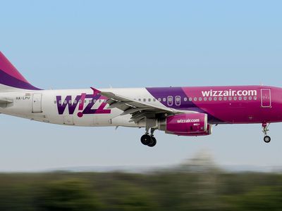 "Wizz Air" временно прекращает все полеты на Украину - В Мире