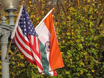 Индия оставит консульства США без дешевого алкоголя из-за скандала - В Мире