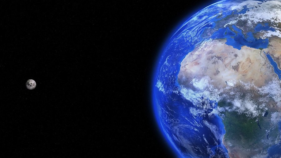 "SpaceX" запустила в космос еще два спутника литовского производства - В Мире