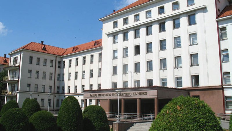 2023 m. šis restauracijos projektas buvo įvertintas prestižiniu Europos paveldo apdovanojimu „Europa Nostra“ kategorijoje „Konservavimas ir pritaikymas naujam naudojimui“   Restauracijos procesas Restauracija pradėta 2019 m. pabaigoje, atlikus išsamius tyrimus. Darbus vykdė 36 specialistų komanda iš įvairių šalių, laikydamasi minimalios intervencijos principo, siekiant išsaugoti lubų autentiškumą. Buvo sustiprintos medinės sijos, išvalytas paviršiaus polichromas ir paauksavimas, užpildyti spalvi - Projektas „Europos Pulsas“