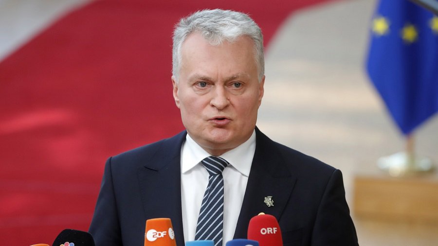 Президент от имени литовского народа и себя лично выразил соболезнования в связи с кончиной Синдзо Абэ - В Мире