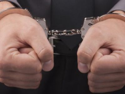 Петербург: задержан продавец оружия, ввозивший его из стран Балтии - Происшествия и криминал