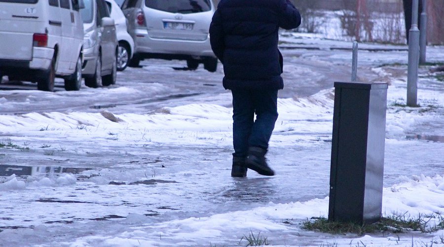 В Литву пришли сильные осадки и оттепель - Литва и страны Балтии