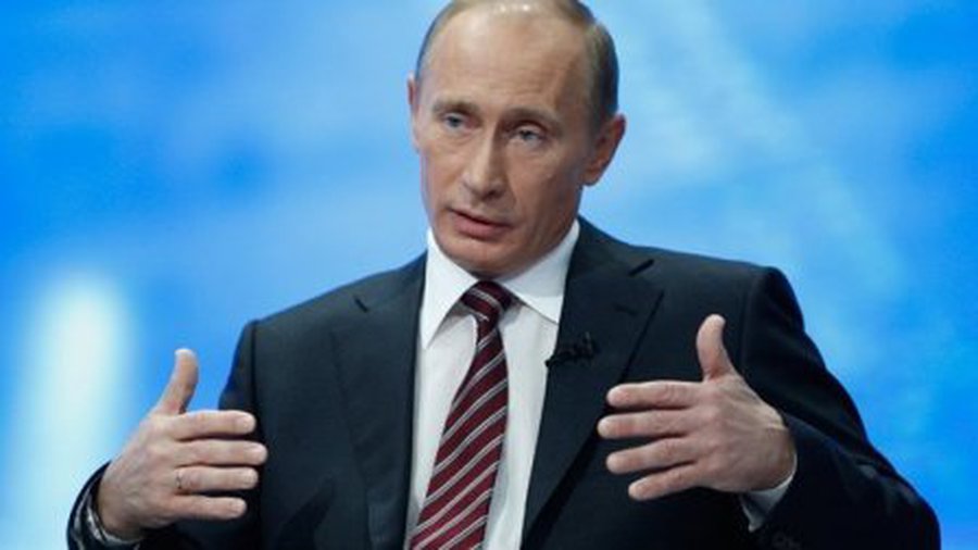 Путин: В учебниках должна быть каноническая версия нашей истории - В Мире