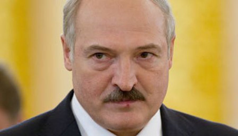 Лукашенко поддержал идеи Октябрьской революции - В Мире