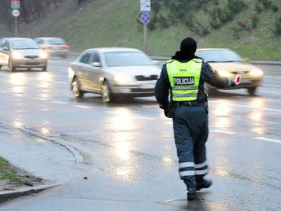 Во время рейда было установлено 10 нарушений ПДД, найдены контрабандные сигареты - Происшествия и криминал