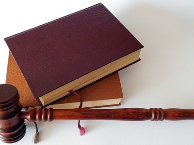 В целях пресечения онлайн-пиратства – новые предохранители - Литва и страны Балтии