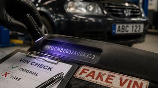 В Тяльшяй начат судебный процесс по делу о подделке VIN-кодов автомобилей