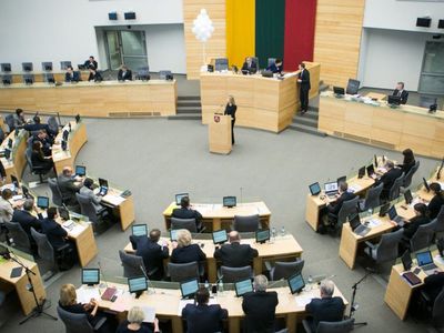 Президента просят наложить вето на закон о базовом размере должностного оклада - Литва и страны Балтии