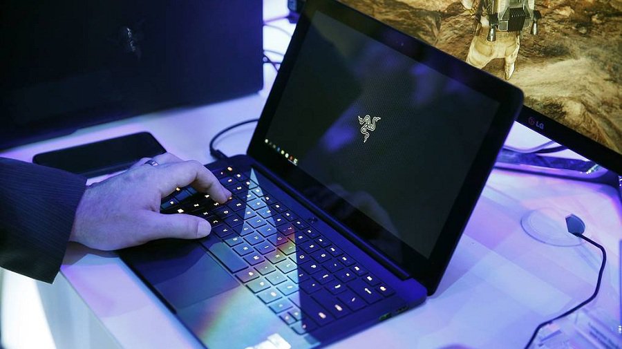 Специалисты дали рекомендации, как обезопасить свой компьютер и смартфон от хакеров - Это интересно