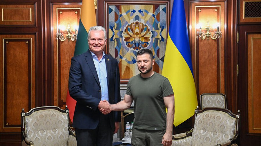 Президент встретился с главой Украины В. Зеленским - В Мире