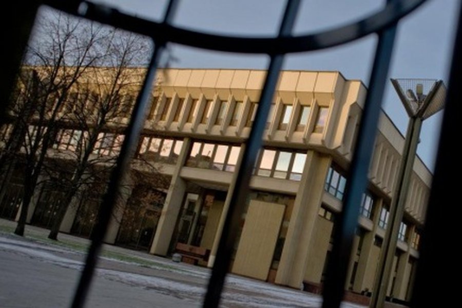 Литовский парламент назначил дату утверждения бюджета на 2012 год - Литва и страны Балтии